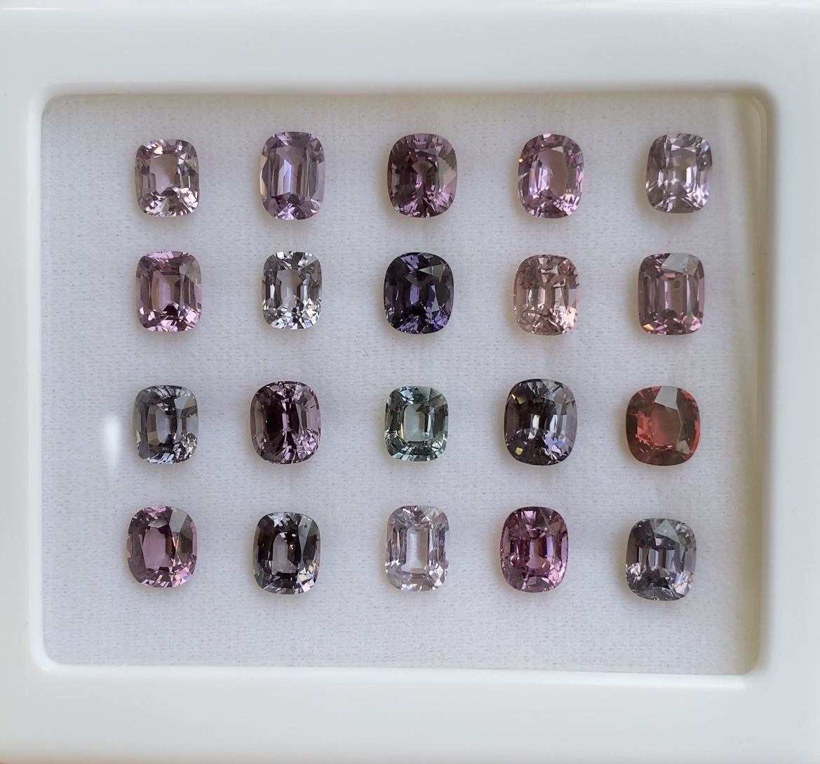 Calibrated of spinel 35.86ct. 