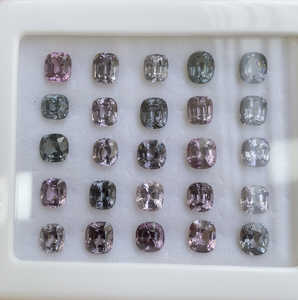 Calibrated of spinel 43.68ct. 