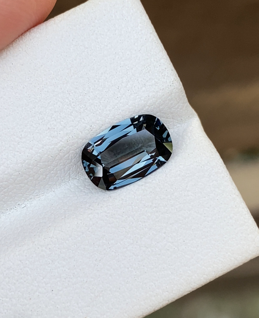 Blue grey 2.00ct. 