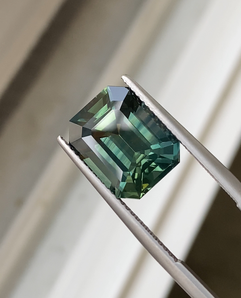 Natural Green Sapphire 8.68CT. 