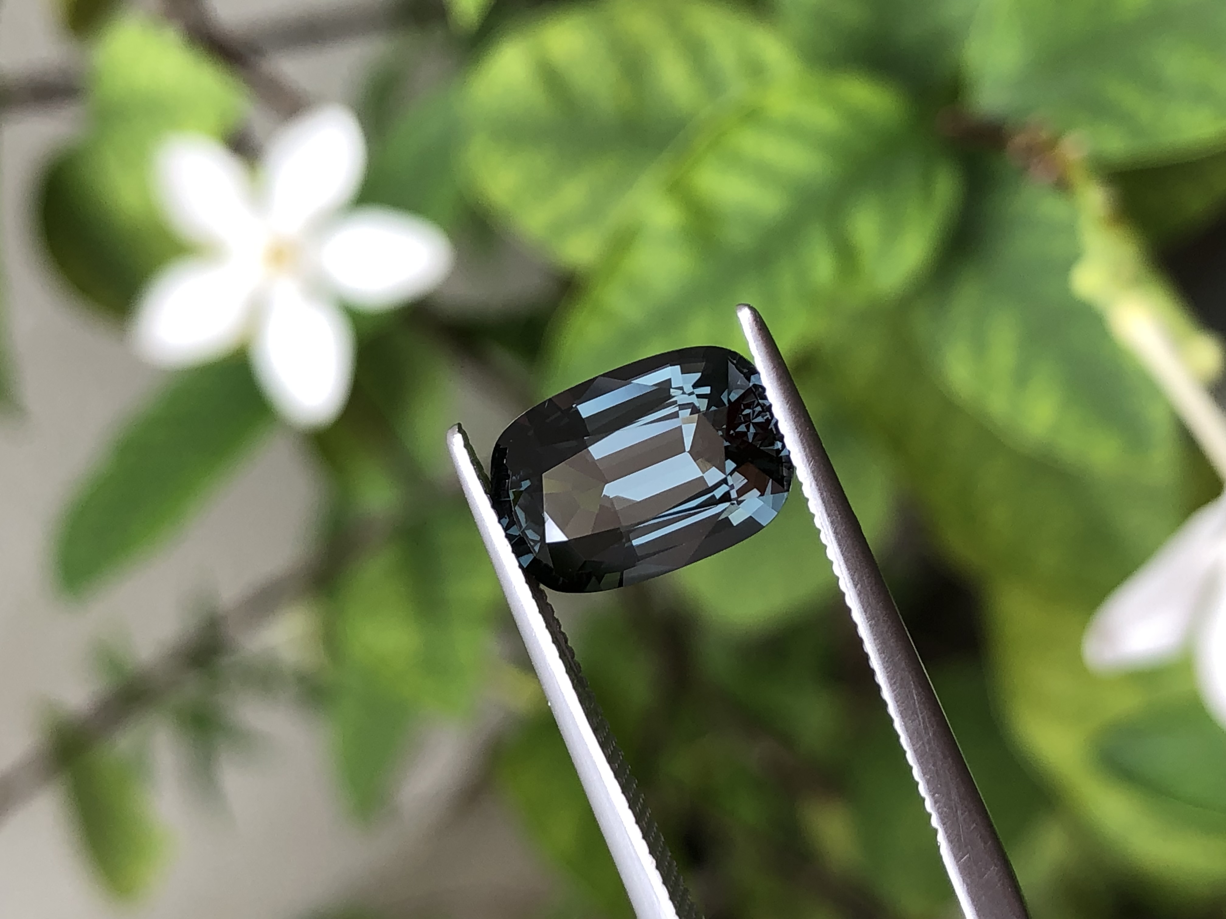 Blue Gray Spinel 3.94 CT