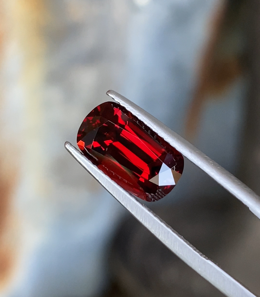 Red spinel 4.45ct. 