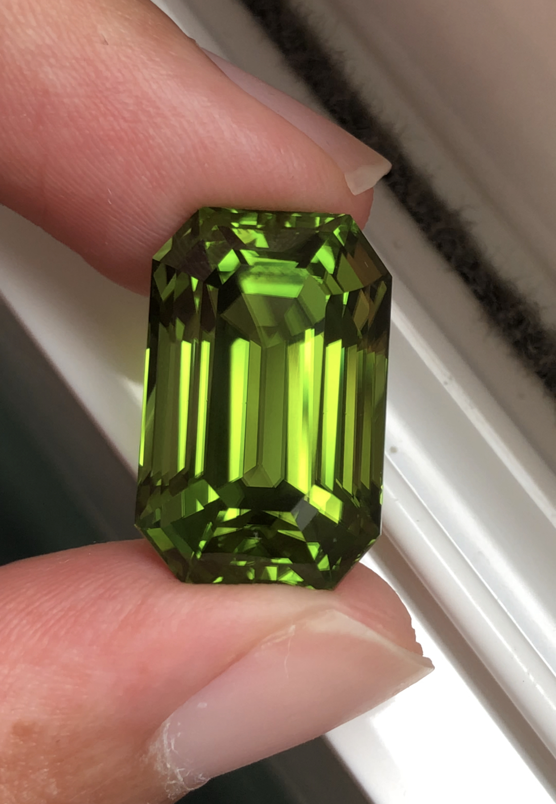 Natural Peridot 23.53ct. 